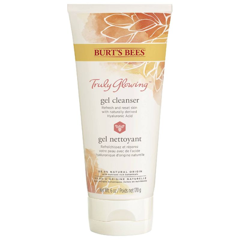792850911635-Truly-glowing-gel-cleanser-3