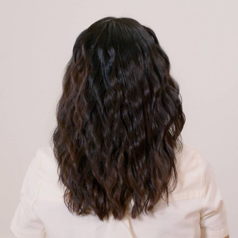 Hot-Tools-Pro-Artist-24K-Gold-3-Barril-Waver-4