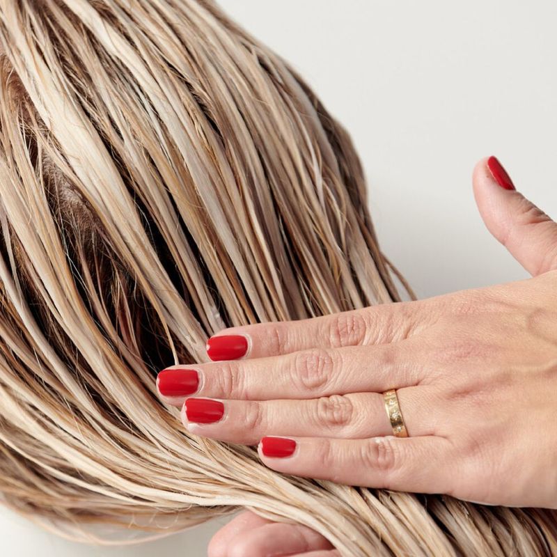 4064666336169-acondicionador-ultimate-repair-wella-professionals-4