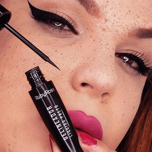 Delineador Líquido Ruby Rose Negro