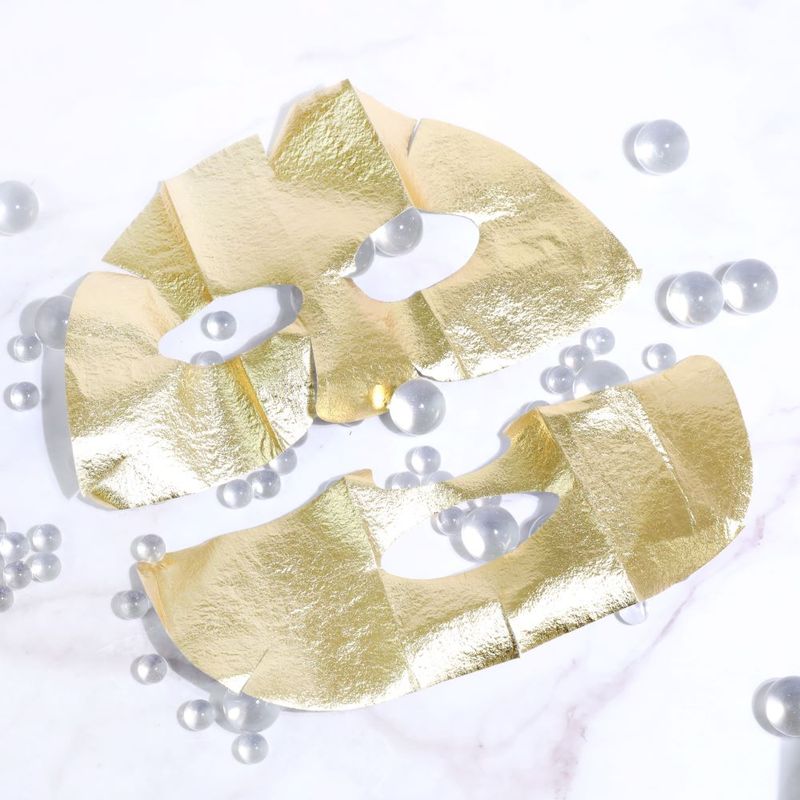 Gold-Foil-Triple-Layer-Mask--2-