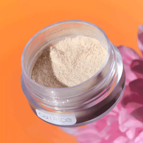Polvo iluminador con almohadilla Catrice Spring Awakening Glitter Bomb Cushion