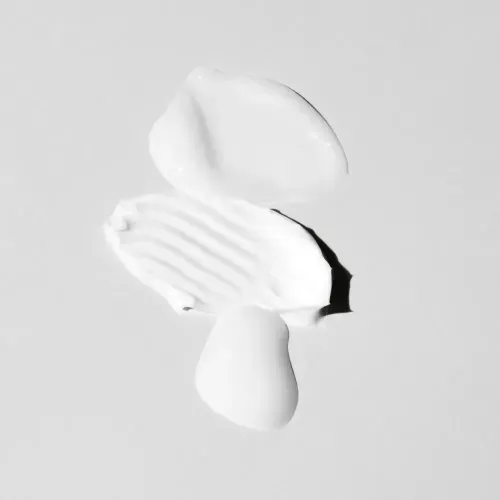 Esencia VT Cosmetics Reedle Shot 300